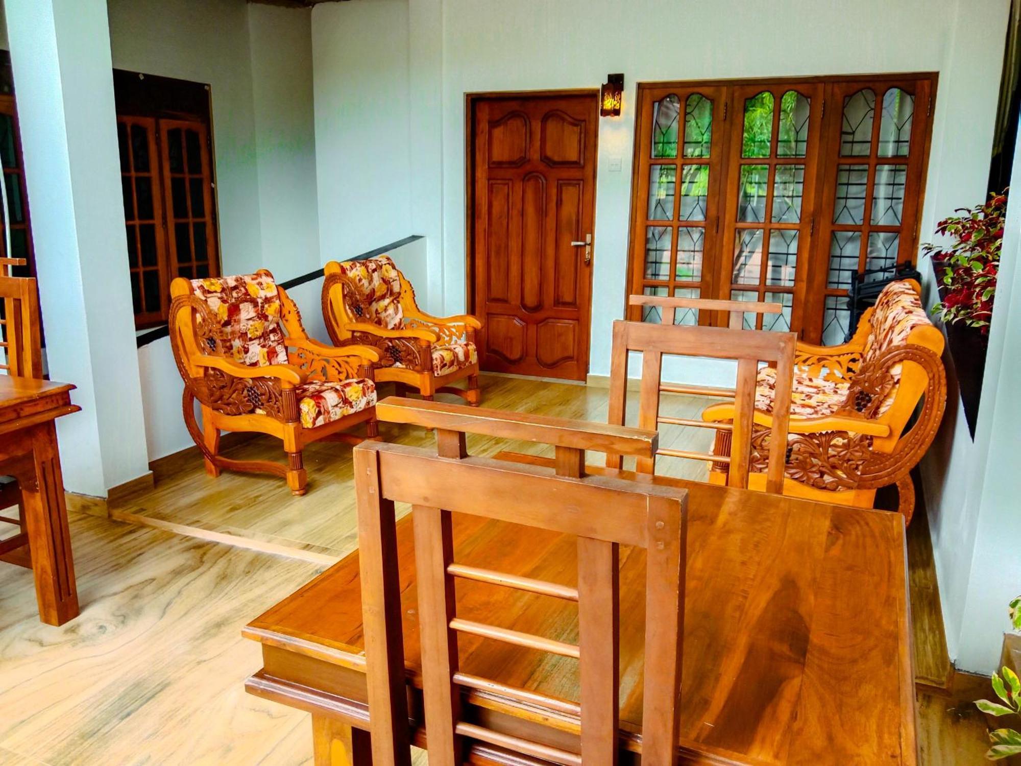 Sigiriya Peacock Homestay Zewnętrze zdjęcie