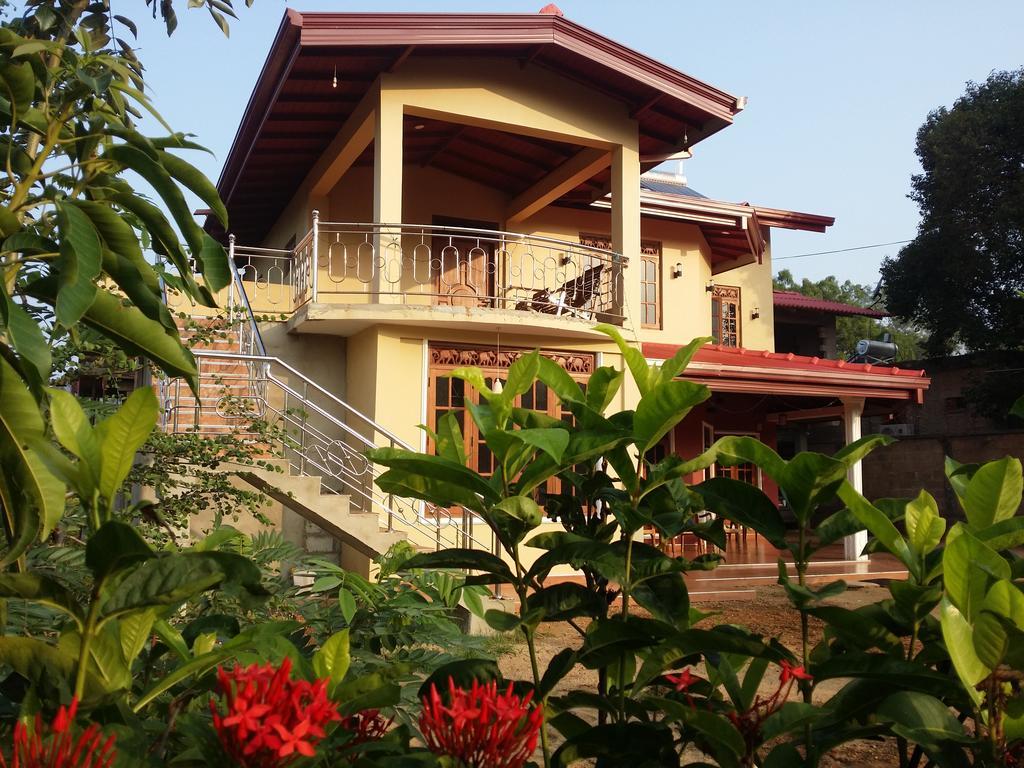 Sigiriya Peacock Homestay Zewnętrze zdjęcie