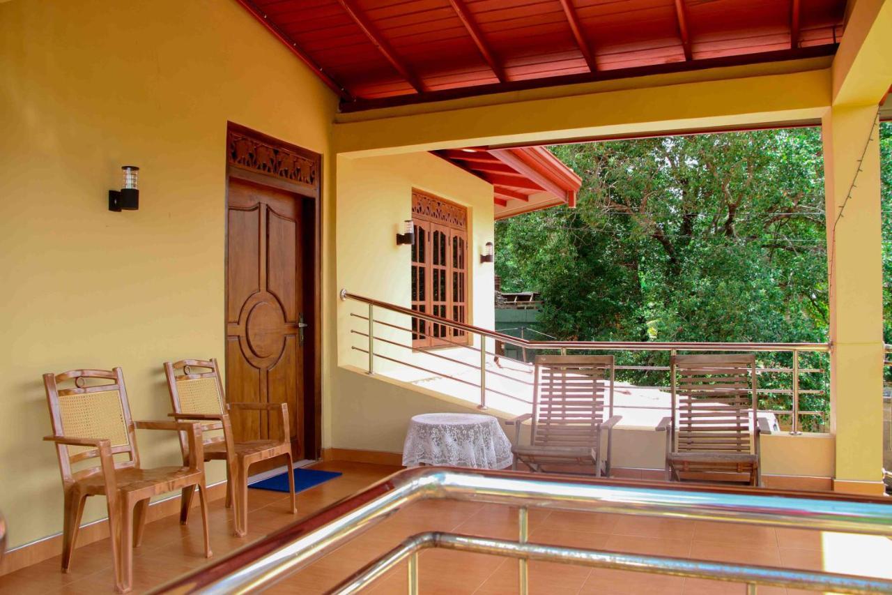 Sigiriya Peacock Homestay Zewnętrze zdjęcie